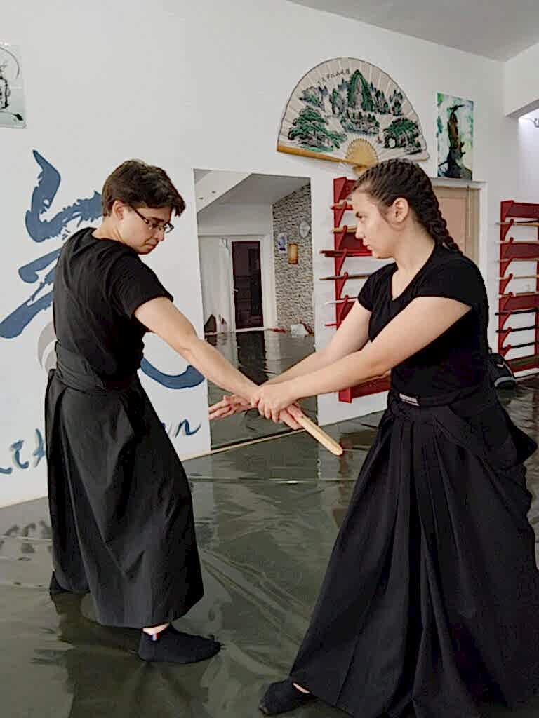 Antalya Genç Aikido Eğitimi - Hakama ve Bokken Teknikleri